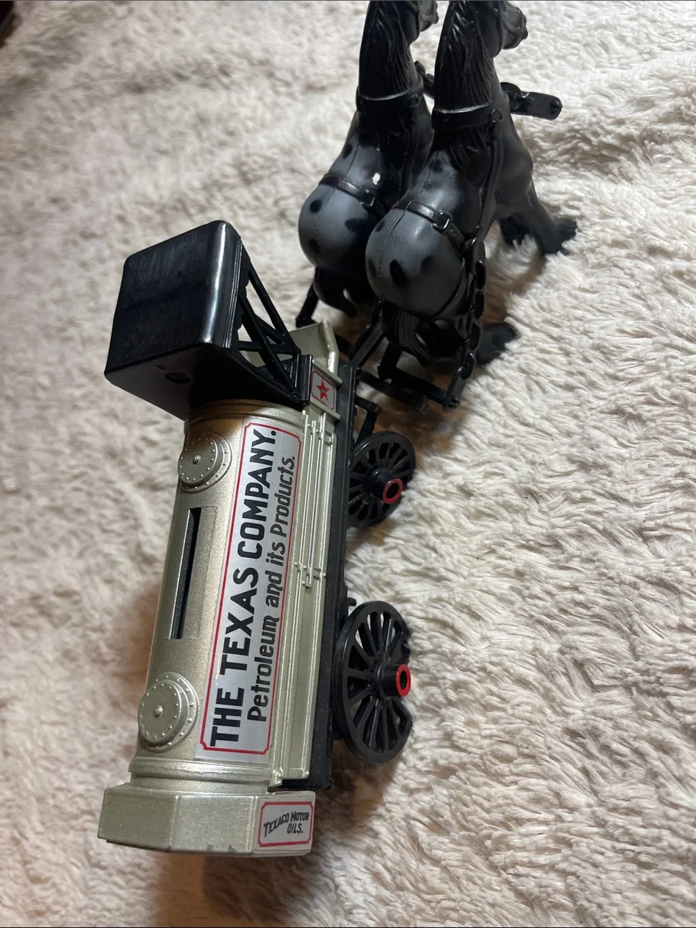 Horse & Tanker Die-Cast Toy - texaco 1991